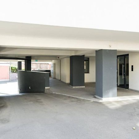 ブカレストCarol New Building With Balconyアパートメント エクステリア 写真
